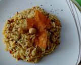 Foto del passaggio 12 della ricetta Risotto curcuma e zucca con chips di zucca