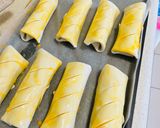Foto langkah ke 4 dari resep Sausage Roll (Resep No.113).