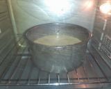 Foto del paso 5 de la receta: Torta invertida de duraznos en almíbar
