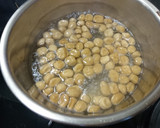 A picture of step 3 of Tiger Stripe Brown Sugar Milk with Pearls.