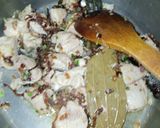 A picture of step 7 of Degi Chicken Haleem.