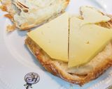 A picture of step 2 of Balearic Ensaimada Sandwich.