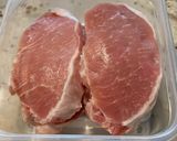 Hình bước làm 1 của món Tonteki Nhochanmama’s recipe (Japanese pork steak)