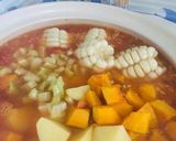 Foto del paso 3 de la receta: Chupe de Camarón con Mejillones!