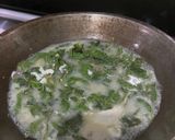 Foto langkah ke 3 dari resep Bayam kuah telur.