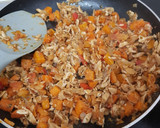 Foto del paso 7 de la receta: Calabacín relleno con pollo