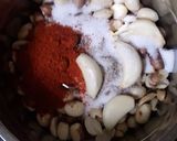 A picture of step 2 of Dry peanut chutney.