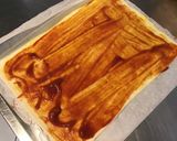 Une image de l'étape 3 de Feuilletés spirales aux olives noires, moutarde américaine, herbes et coulis de tomates.