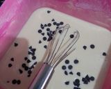 A picture of step 8 of Chocolate chips Pancake.
