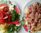 Hình bước làm 1 của món mì quảng gà