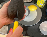 Foto del paso 1 de la receta: Guacamole (sin cebolla)