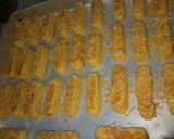 Foto langkah ke 5 dari resep Kaasstangels (Kastengel).