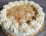 Pas rețetă Tort Medovik, foi cu miere, cremă de mascarpone și frișcă 8 fotografie