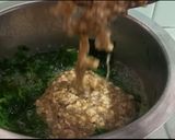 A picture of step 3 of Dal palak curry.