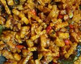 Foto langkah ke 3 dari resep Orek tempe kering.
