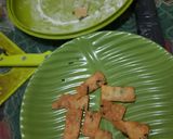 Foto langkah ke 3 dari resep Keripik Bawang mudah.