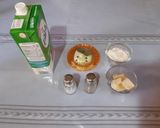 Foto del paso 1 de la receta: Crema de champiñones a base de una salsa bechamel