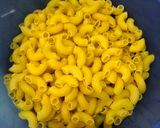 Foto langkah ke 1 dari resep Mac n cheese.