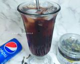 Foto langkah ke 3 dari resep Es Telang Pepsi.