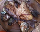 Foto langkah ke 4 dari resep Ikan Belanak Goreng.