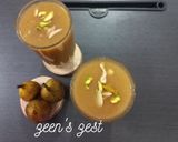 A picture of step 2 of Fig and Honey Smoothie.