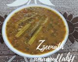 A picture of step 3 of Sabut Masoor Ki Khatti Dal with Drumsticks.
