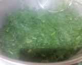 A picture of step 2 of Palak Gajar ki bhujiya.