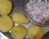 A picture of step 1 of Aloo paratha.