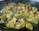Hình bước làm 1 của món Gà tre kho sả nghệ
