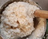 A picture of step 1 of Mini rice tuwo.