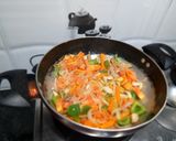A picture of step 2 of Spaghetti Pasta (Indian style).