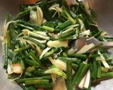 A picture of step 3 of Spring Onion Bhaaja / Bhaaji.