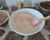 Foto del paso 2 de la receta: Pizza exprés con mortadela y queso