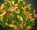 Foto langkah ke 8 dari resep Tumis Kacang Panjang Manis Gurih Kriukkkk.