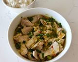 A picture of step 7 of Steamed Chicken with Ginger Scallion Oil.