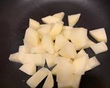 રસાવાળુ બટાકા નુ શાક (Rasavalu Bataka Shak Recipe In Gujarati) રેસીપી સ્ટેપ1ફોટો