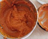 A picture of step 1 of Crab curry.