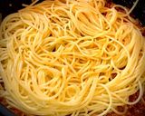 Hình bước làm 3 của món Spaghetti Sốt Bolognese