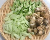 Hình bước làm 1 của món Lẩu cua