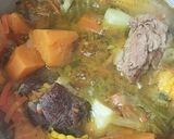 Foto del paso 1 de la receta: Puchero Criollo, es lo más rico para estos días fríos, y aprovechar para hacer sopa de verduras