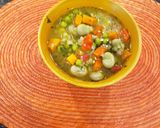 Foto del paso 4 de la receta: Sopa de habas y arvejas tiernas.
