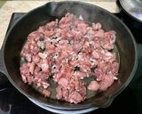 Foto del paso 2 de la receta: Ñoquis con salsa de carne rosé 🐮🐷 en sartén de hierro 🇨🇱