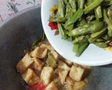 Foto langkah ke 4 dari resep 877.Tumis Genjer Tahu Tauco.
