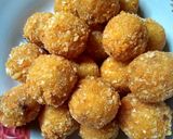 Foto langkah ke 6 dari resep Bola ubi isi gula merah.