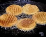 A picture of step 10 of Thapi Gur Mewa tikki.