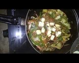 A picture of step 4 of Stir fry Mushroom paneer mix veggies 🍄🍄🍄.