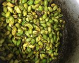 A picture of step 3 of Green chickpeas ( Holley.