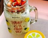 A picture of step 5 of Strawberry Peanuts Overnight Oats.