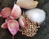 A picture of step 1 of Timlo soup.
