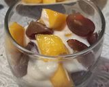 Foto langkah ke 3 dari resep Yogurt Fruity.